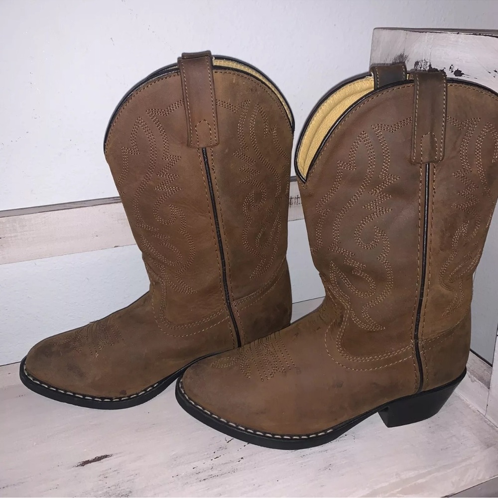 Gorgeous leather brown Smoky Mountain girls boots